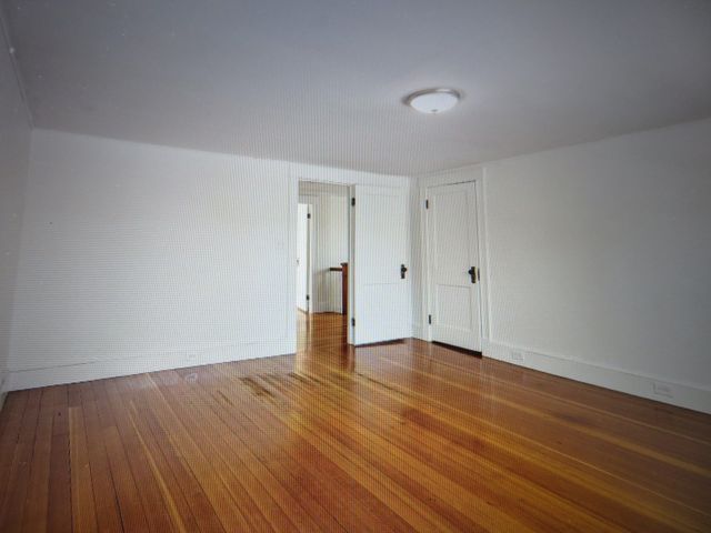 300 Manet Ave, Quincy, MA 02169