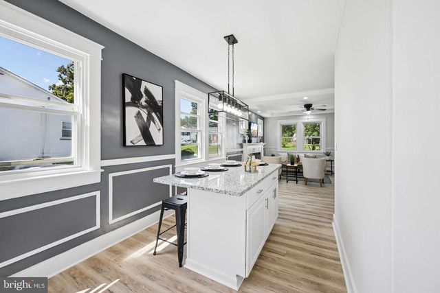 517 VALCOUR RD, Baltimore, MD 21228