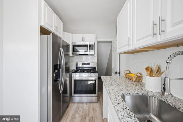 517 VALCOUR RD, Baltimore, MD 21228