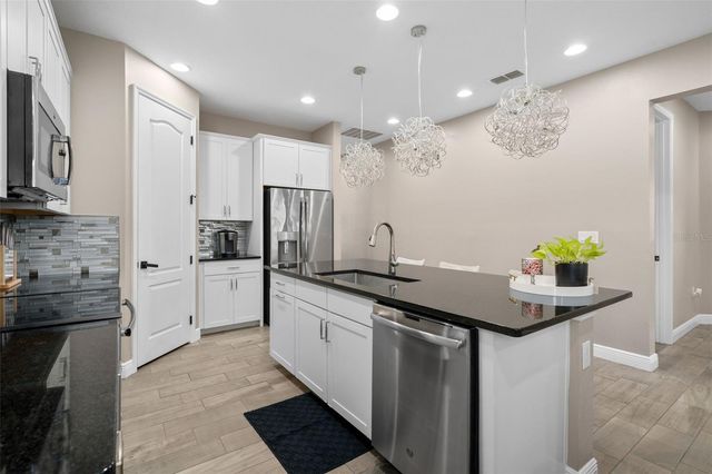 5692 WESTERN SUN DRIVE, St Cloud, FL 34771