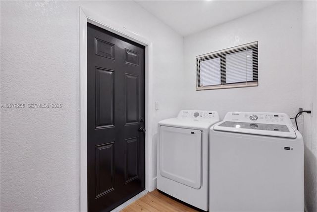 5724 SW 18th Street, West Park, FL 33023