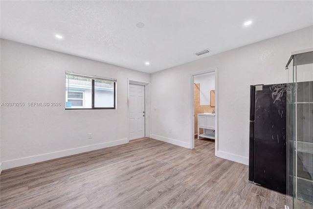 5724 SW 18th Street, West Park, FL 33023