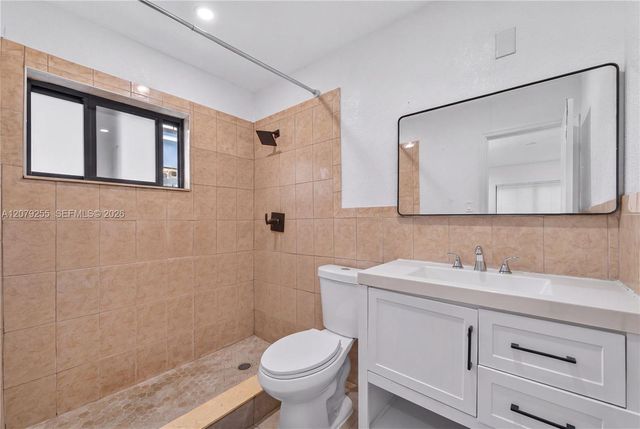 5724 SW 18th Street, West Park, FL 33023