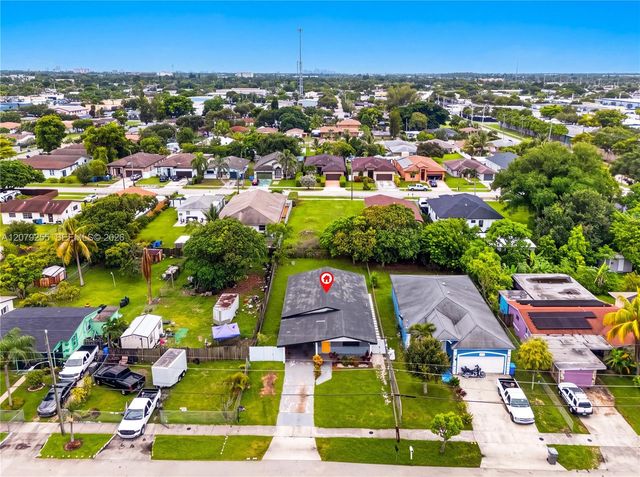 5724 SW 18th Street, West Park, FL 33023