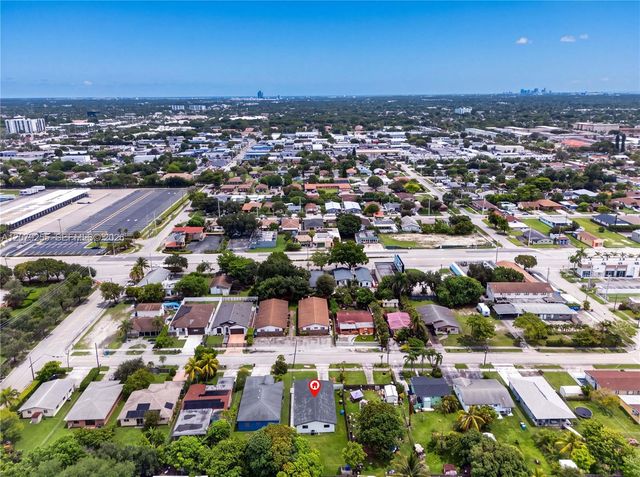 5724 SW 18th Street, West Park, FL 33023
