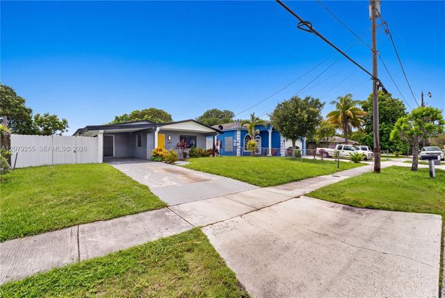 5724 SW 18th Street, West Park, FL 33023