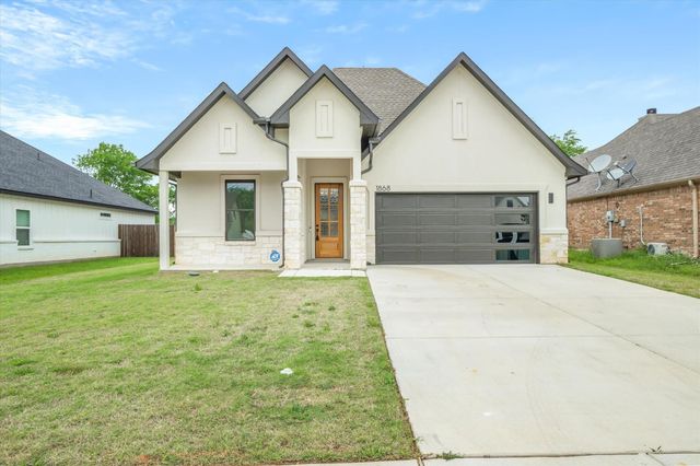 1868 Meadowview, Canton, TX 75103