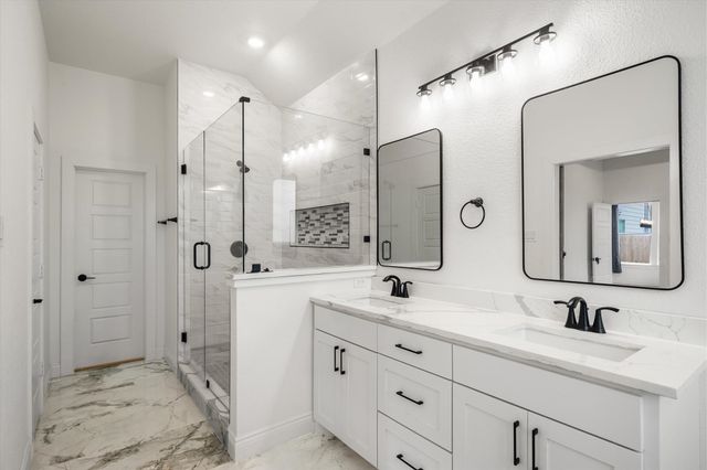 1868 Meadowview, Canton, TX 75103