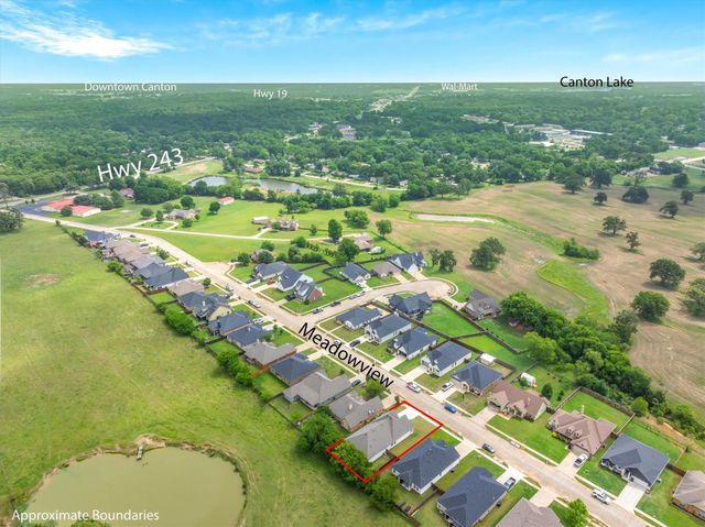 1868 Meadowview, Canton, TX 75103