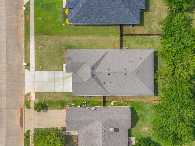 1868 Meadowview, Canton, TX 75103