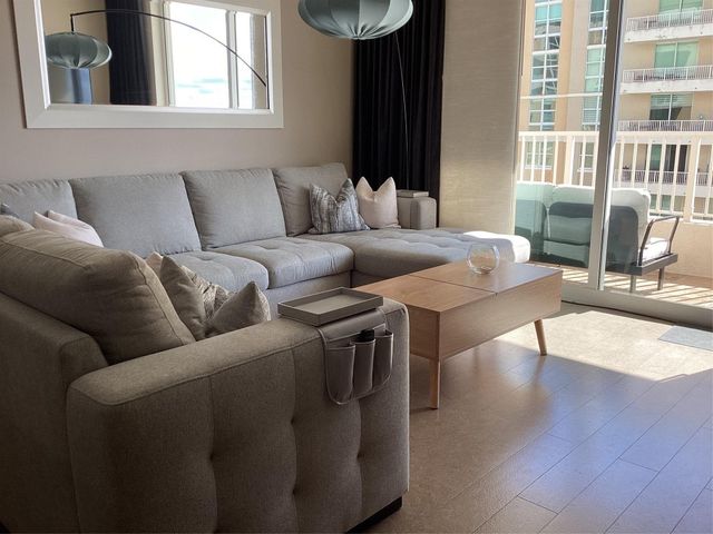 700 E Boynton Beach Boulevard 1207, Boynton Beach, FL 33435