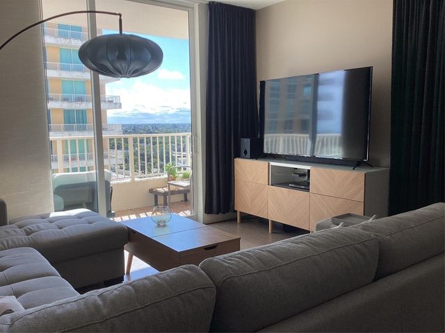 700 E Boynton Beach Boulevard 1207, Boynton Beach, FL 33435