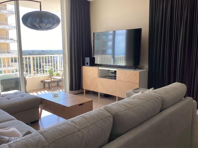 700 E Boynton Beach Boulevard 1207, Boynton Beach, FL 33435