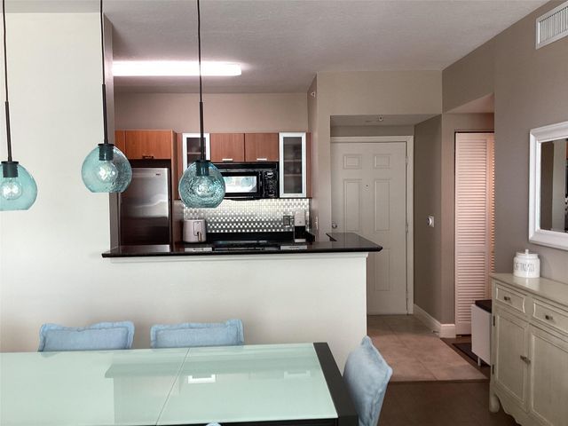 700 E Boynton Beach Boulevard 1207, Boynton Beach, FL 33435