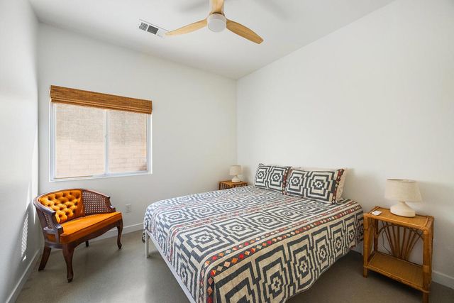 2190 N Paseo De Anza, Palm Springs, CA 92262