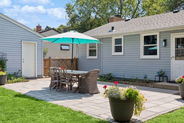 2309 Dorothy Avenue, White Bear Lake, MN 55110