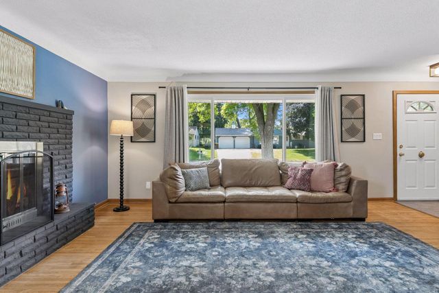 2309 Dorothy Avenue, White Bear Lake, MN 55110