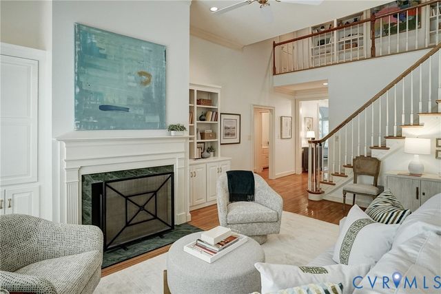 12 E Square Ln, Richmond, VA 23238