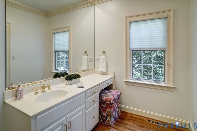 12 E Square Ln, Richmond, VA 23238