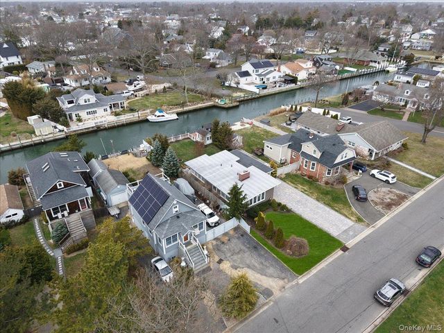 17 Central Avenue, Amityville, NY 11701