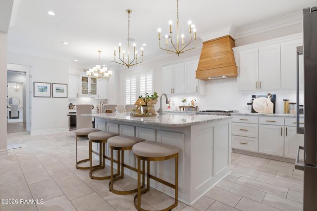 311 Harvest Creek Lane, Lafayette, LA 70508