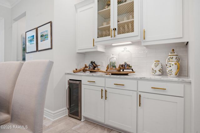 311 Harvest Creek Lane, Lafayette, LA 70508