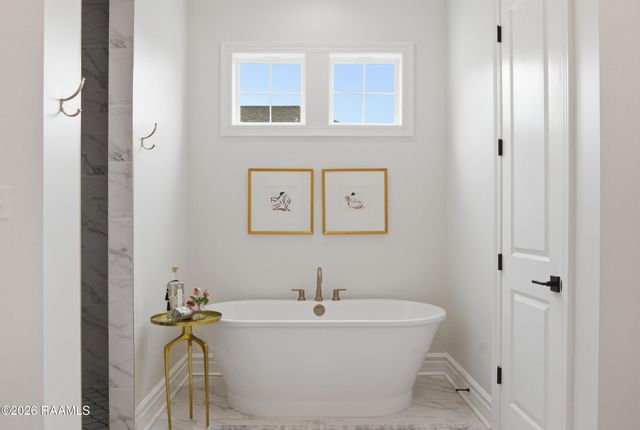 311 Harvest Creek Lane, Lafayette, LA 70508