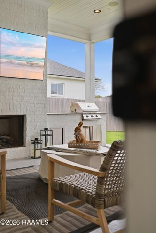 311 Harvest Creek Lane, Lafayette, LA 70508