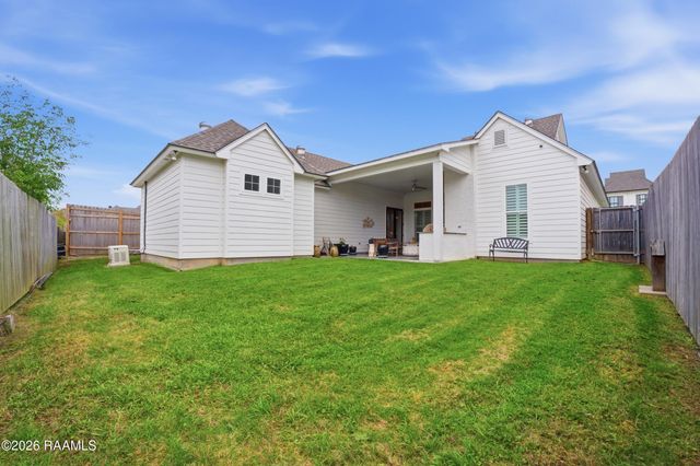 311 Harvest Creek Lane, Lafayette, LA 70508