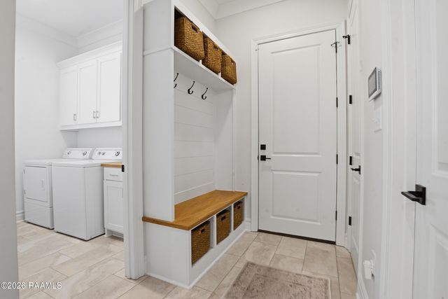 311 Harvest Creek Lane, Lafayette, LA 70508