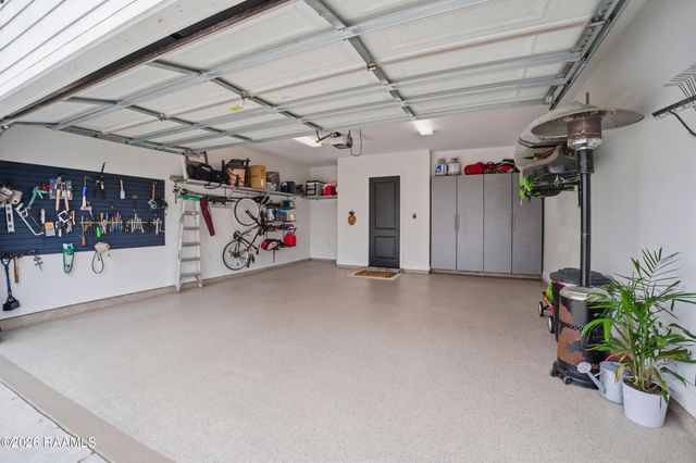 311 Harvest Creek Lane, Lafayette, LA 70508