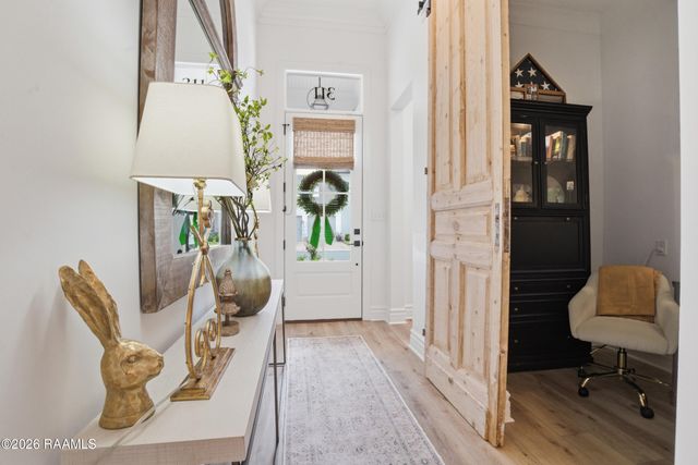 311 Harvest Creek Lane, Lafayette, LA 70508