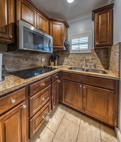 523 N K Street, Lake Worth Beach, FL 33460