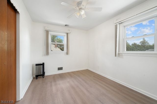 101 John St, Clifton City, NJ 07013
