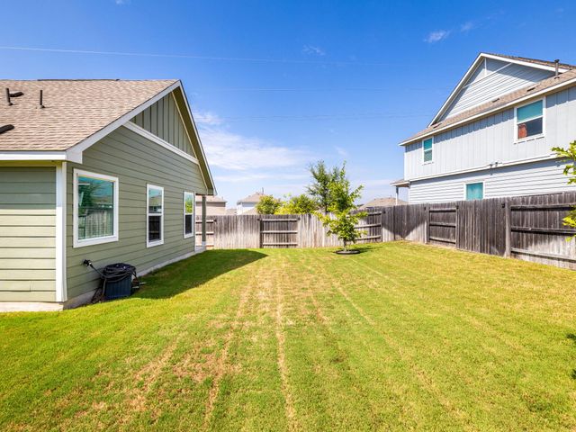200 High Plains PASS, Liberty Hill, TX 78642