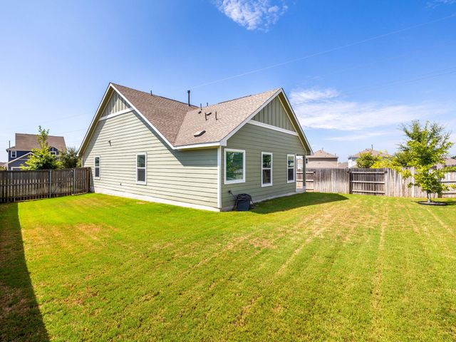 200 High Plains PASS, Liberty Hill, TX 78642