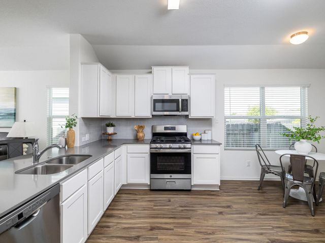 200 High Plains PASS, Liberty Hill, TX 78642