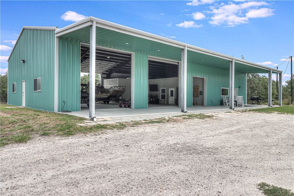 2201 Myrtle St, Rockport, TX 78382 — photo 3