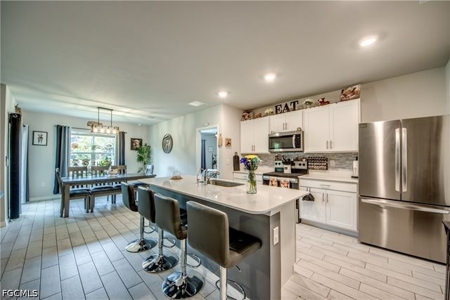 2532 NW 7th ST, Cape Coral, FL 33993