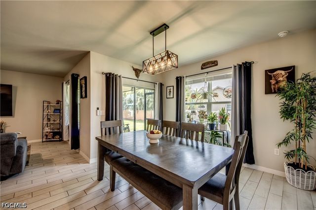 2532 NW 7th ST, Cape Coral, FL 33993