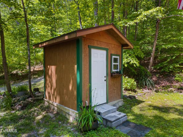 236 Beech Street, Sneedville, TN 37869