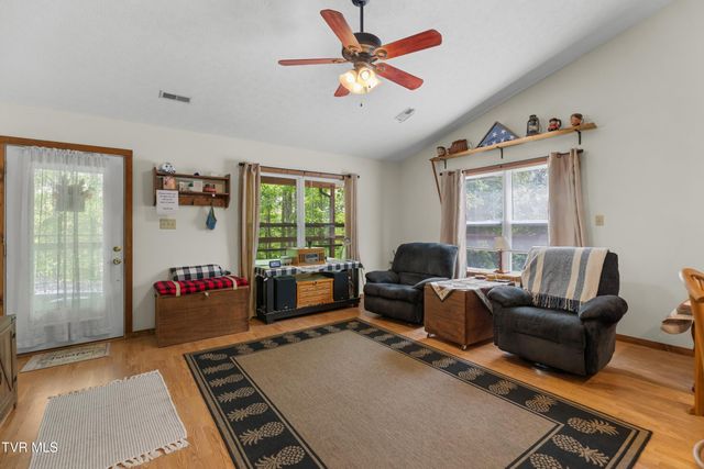 236 Beech Street, Sneedville, TN 37869