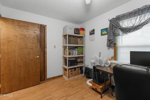 236 Beech Street, Sneedville, TN 37869