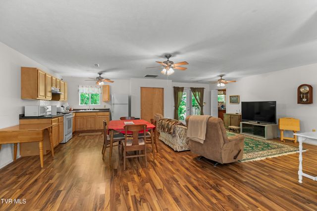 236 Beech Street, Sneedville, TN 37869