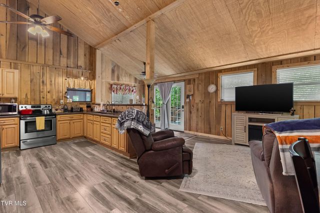 236 Beech Street, Sneedville, TN 37869