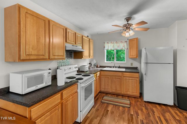 236 Beech Street, Sneedville, TN 37869