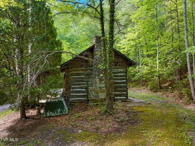 236 Beech Street, Sneedville, TN 37869