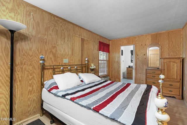 236 Beech Street, Sneedville, TN 37869