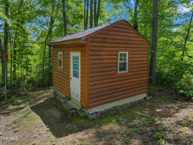 236 Beech Street, Sneedville, TN 37869