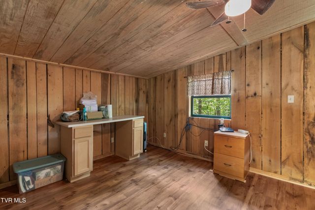 236 Beech Street, Sneedville, TN 37869